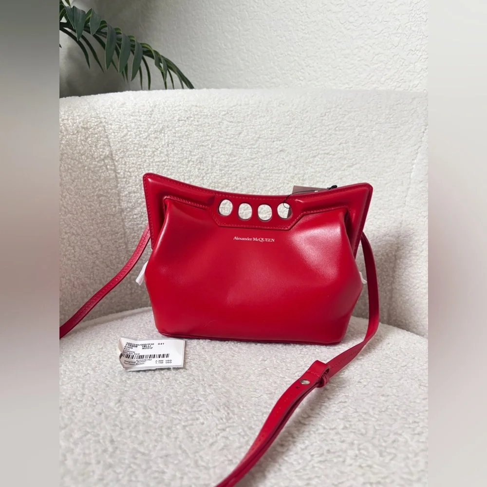 Alexander McQueen Women's The Peak Bag Mini in Welsh Red - Picture 3 of 11